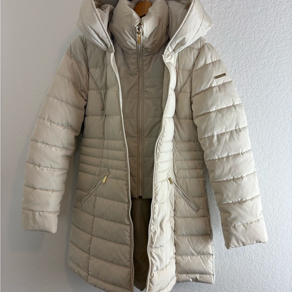 Never worn: Laundry By Shelli Segal Off-White Puffer Coat - Picture 7 of 12